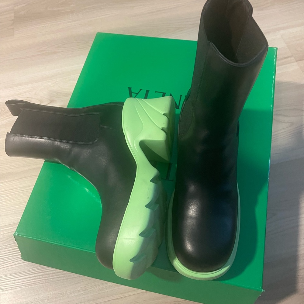 Bottega Boots